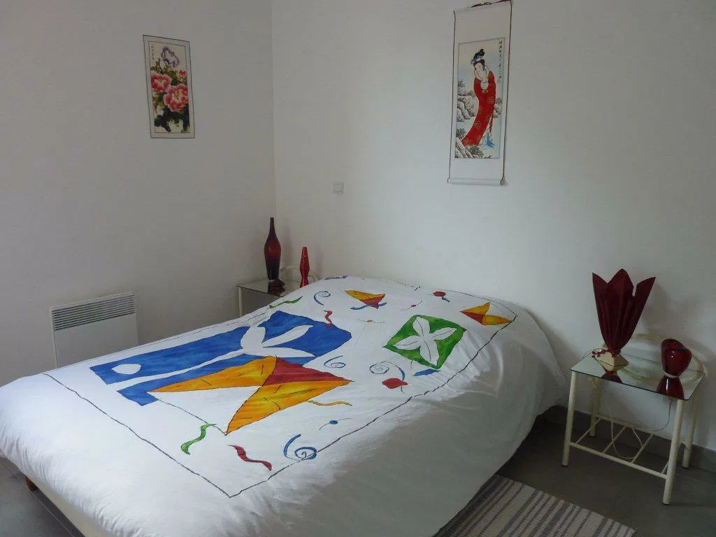 Room Rue Jean-Baptiste de Lesseps in Sète