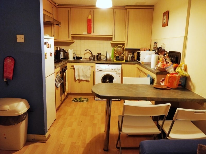 Room Couper Street in Glasgow