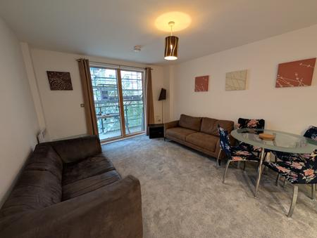 Flat Hornbeam Way in Manchester