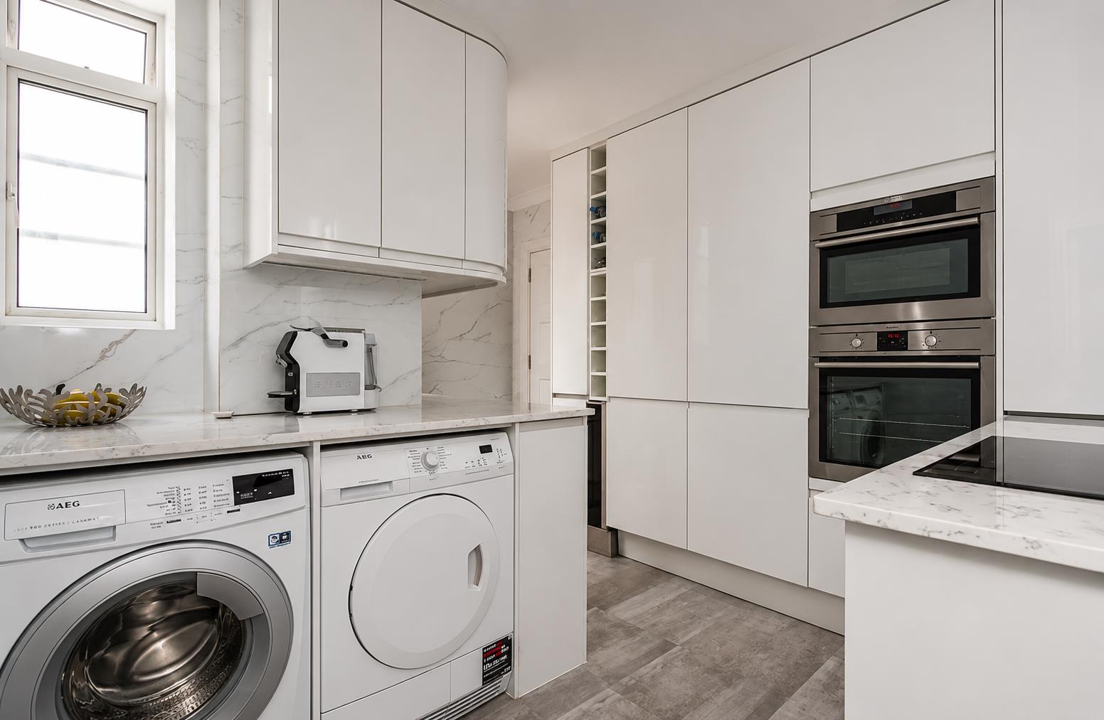 Flat Baker Street in City of Westminster