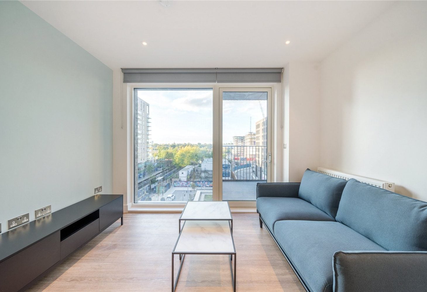 Flat Henley Drive in London