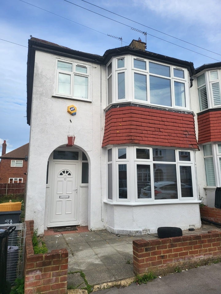 House Barmouth Road in Greater London