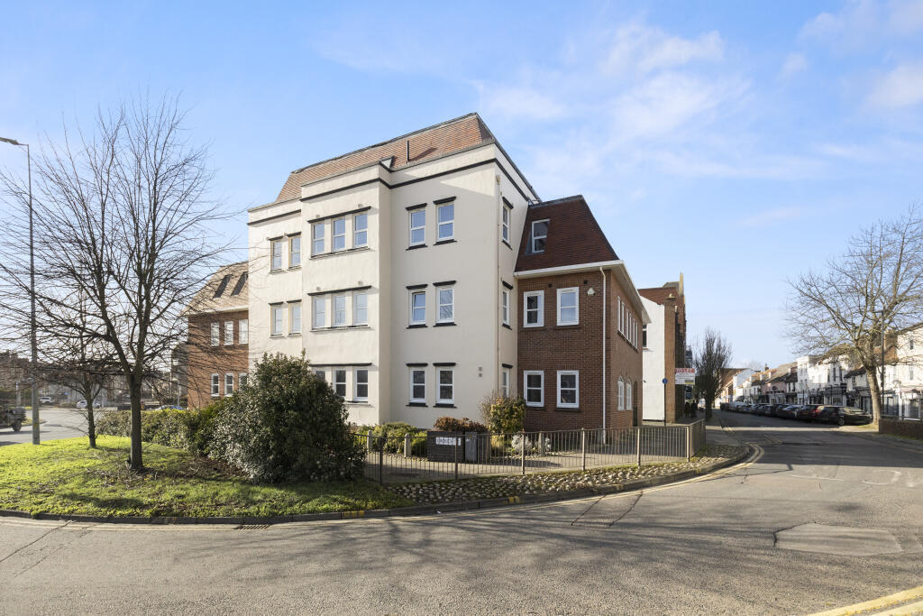 Flat Crouch Street in Colchester