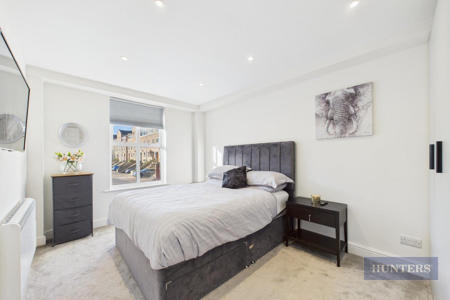 Flat Andes Close in Southampton