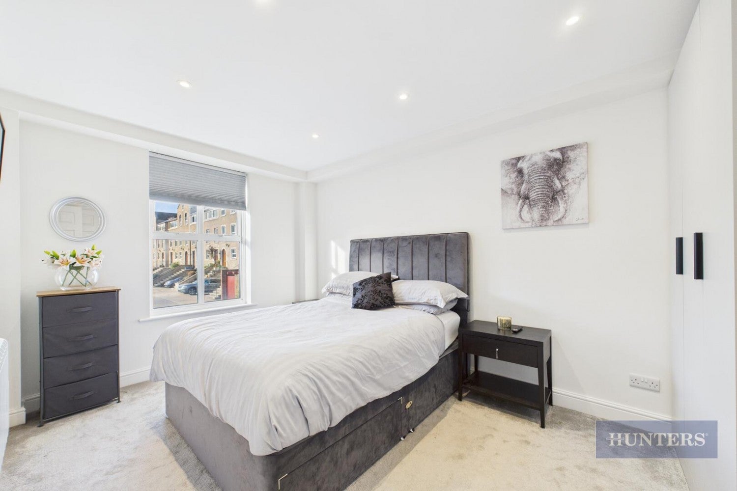 Flat Andes Close in Southampton