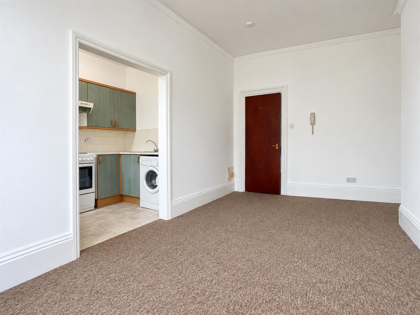 Flat Cavendish Place in Eastbourne