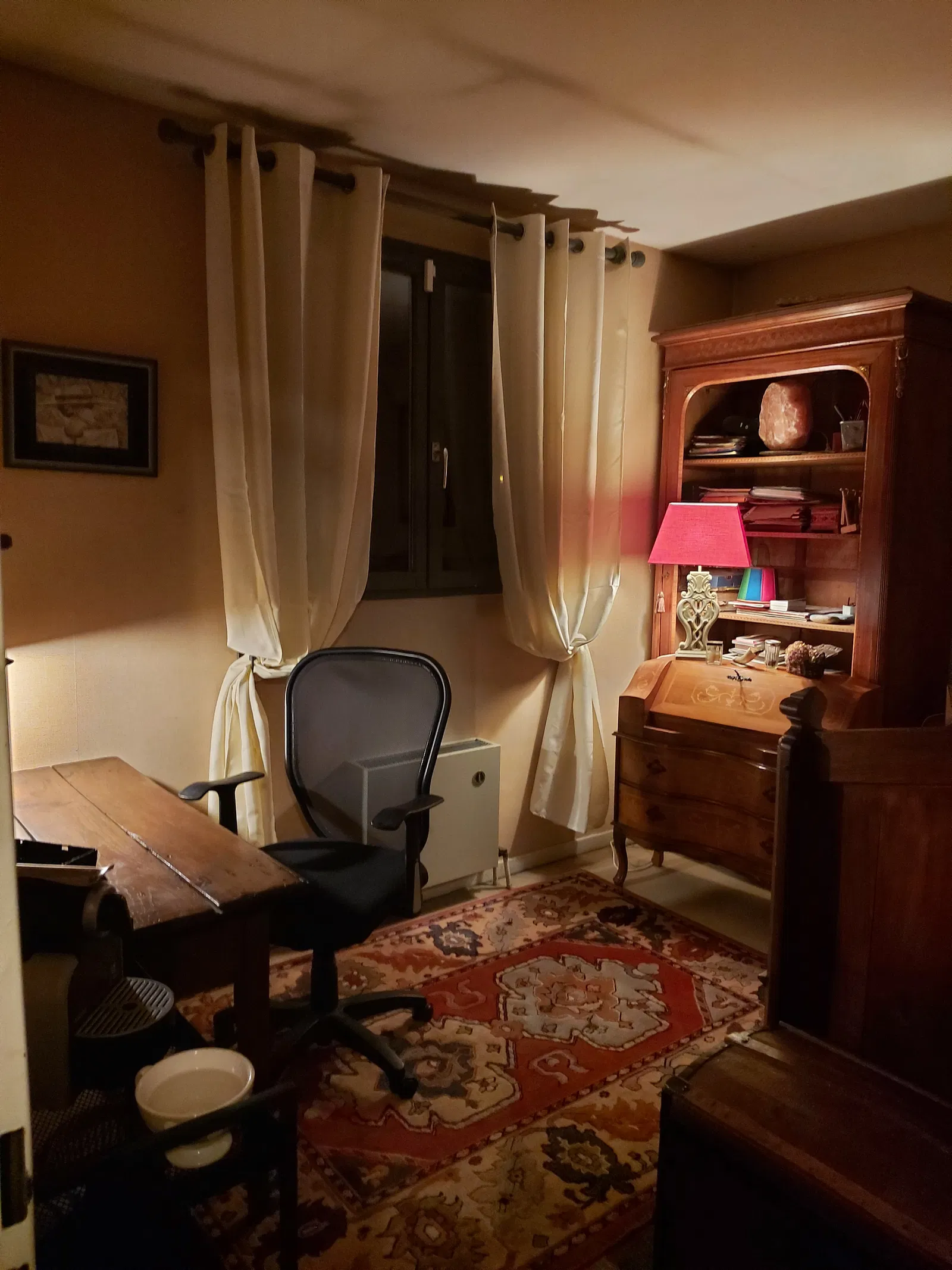 Room Rue Chateaubriand in Rambouillet