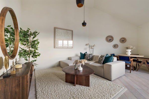 Flat Selsdon Road in London