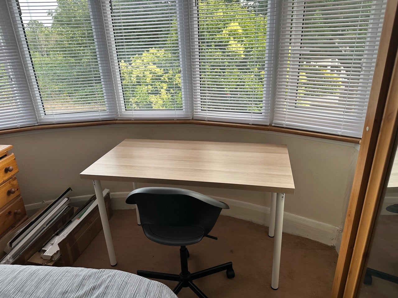 Room Morgan Avenue in Greater London