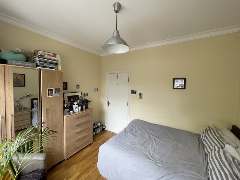 Room Fordwych Road in Greater London