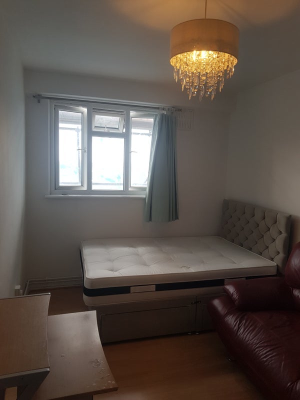 Room Nutwell Street in Greater London