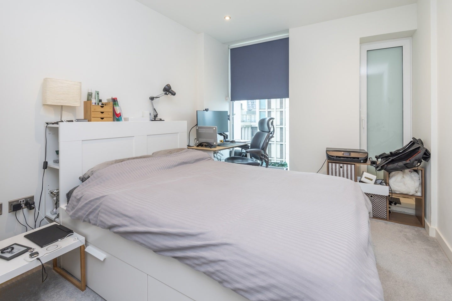 Flat Jupp Road West in Greater London