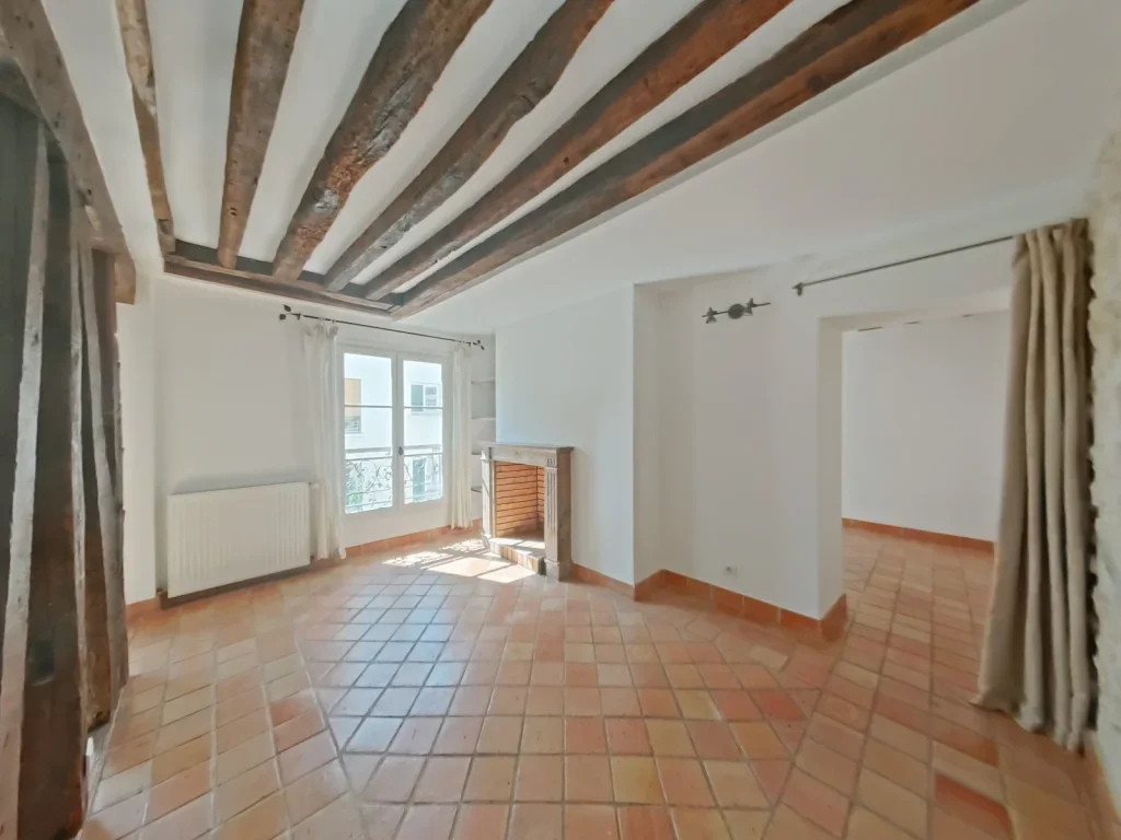 Flat Rue George Eastman in Paris