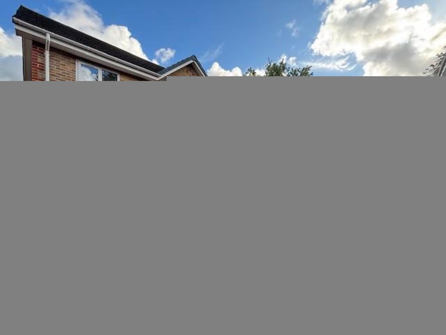 House Islawen Meadows in Pencoed
