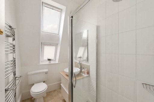 Room Fulham Park Gardens in Greater London