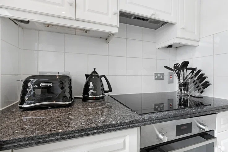 Flat Grosvenor Street in City of Westminster