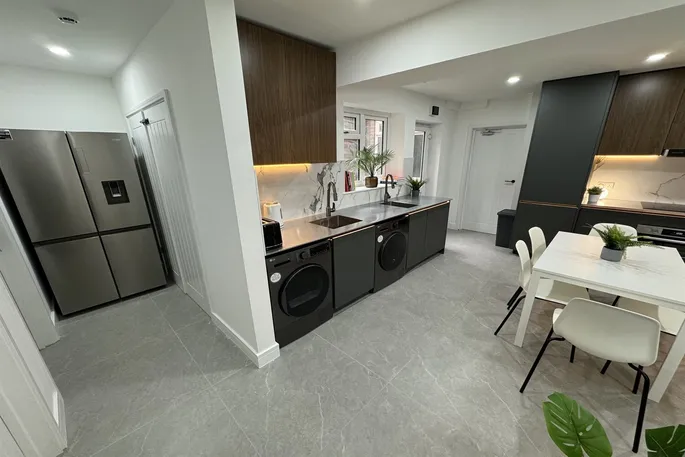 Room Chilwell Road in Nottingham
