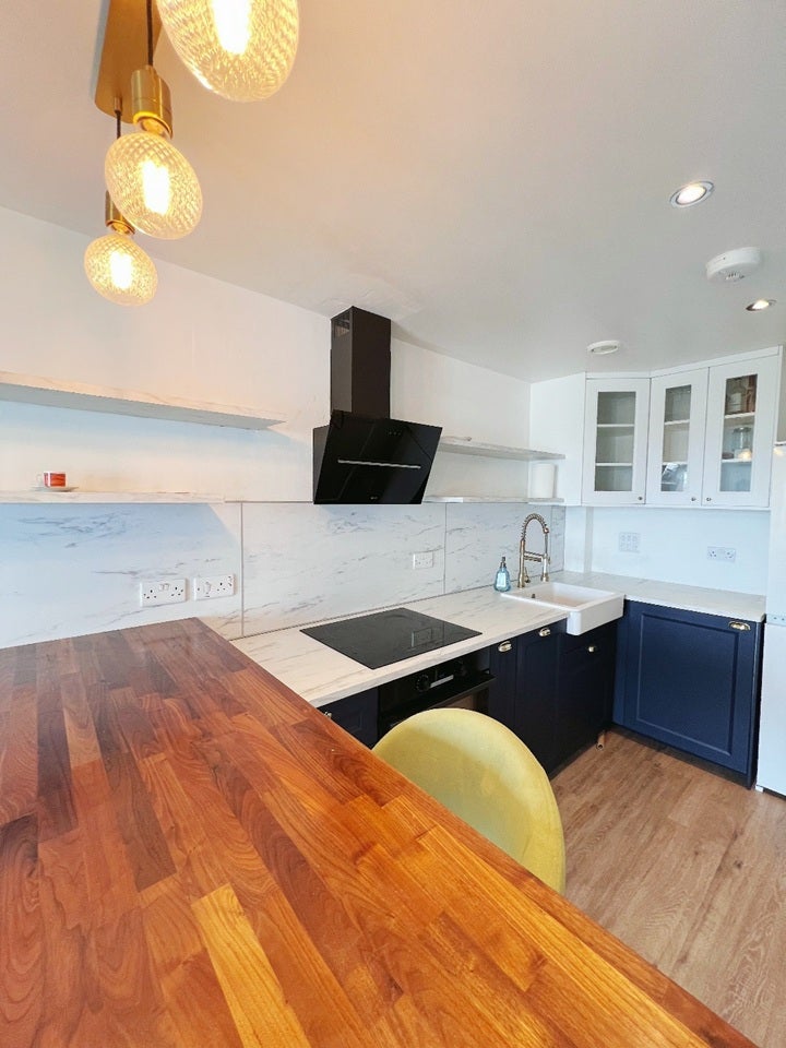 Flat Rectory Road in Greater London