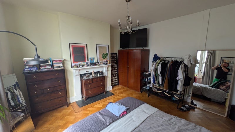 Room Albany Road in Bristol