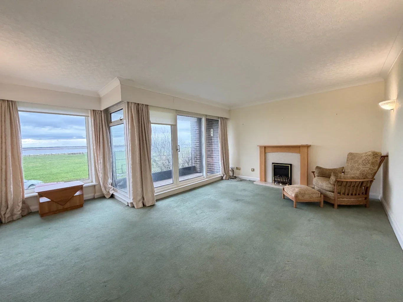 Flat West Beach in Borough of Fylde