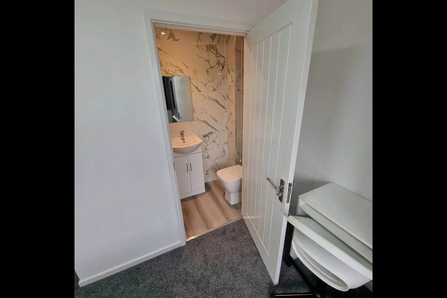 Room Coltsfoot Place in Milton Keynes