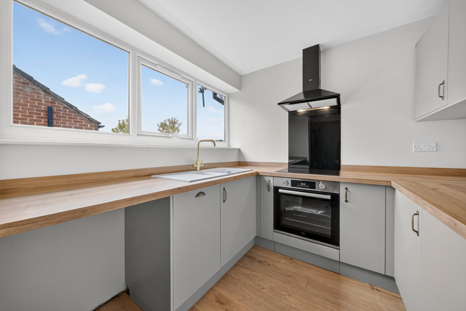 Flat Brookfield Court in Leeds