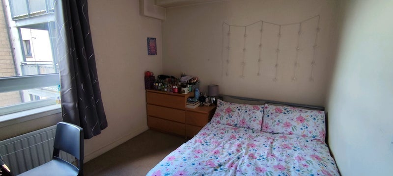 Room Hawkhill Close in City of Edinburgh