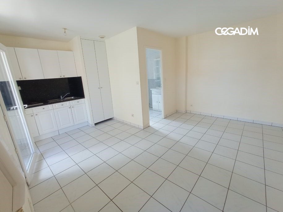 Flat Place des Bughes in Clermont-Ferrand
