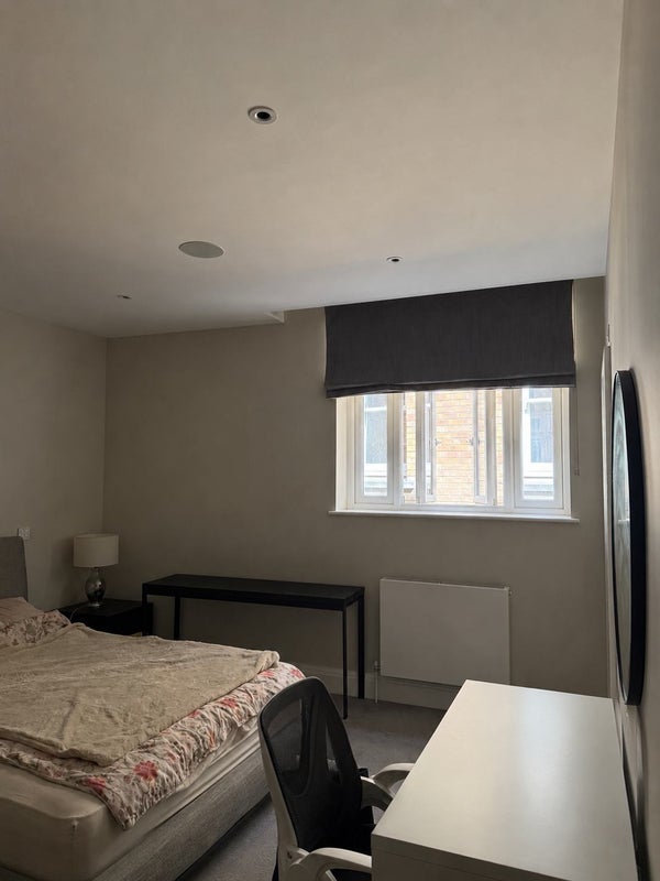 Room Andrew's Crosse in City of Westminster