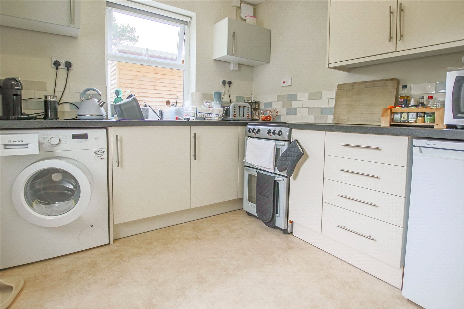 Flat Silwood Road in Sunningdale