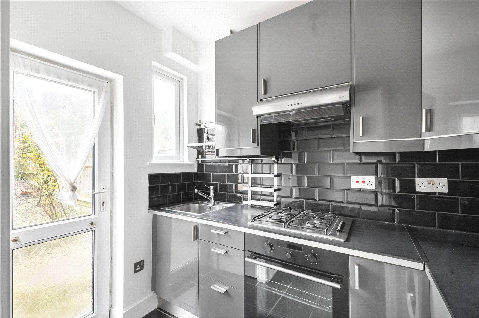Flat Derinton Road in Greater London
