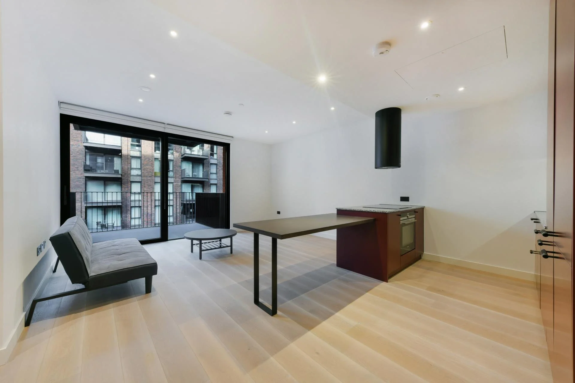 Flat New Union Square in Greater London