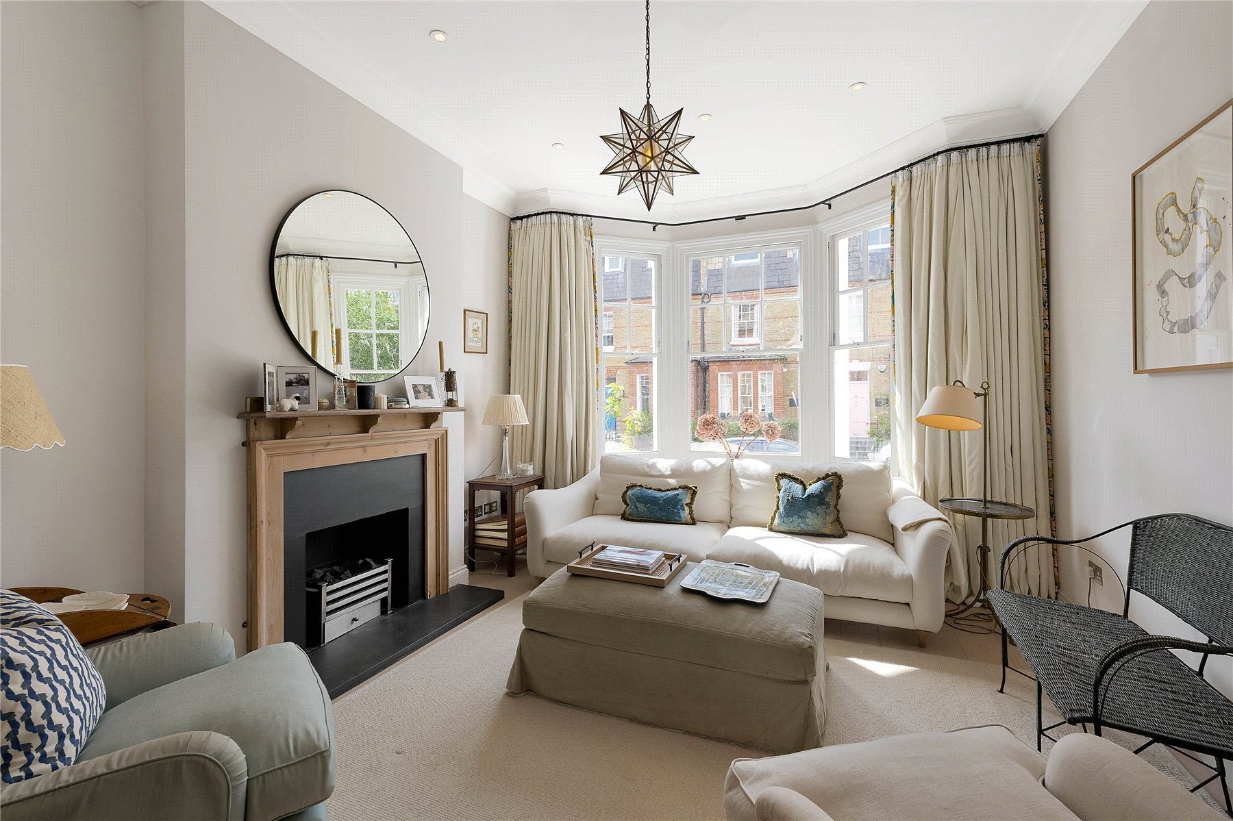 House Warriner Gardens in Greater London
