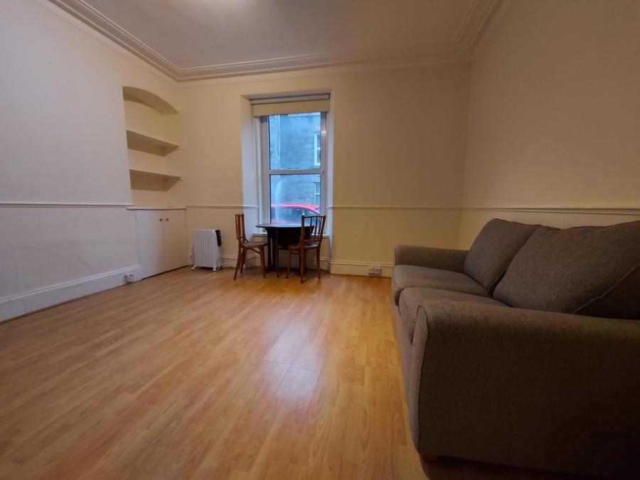 Flat Ashvale Place in Aberdeen City
