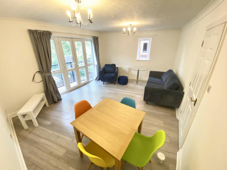 Flat Vancouver Quay in Salford