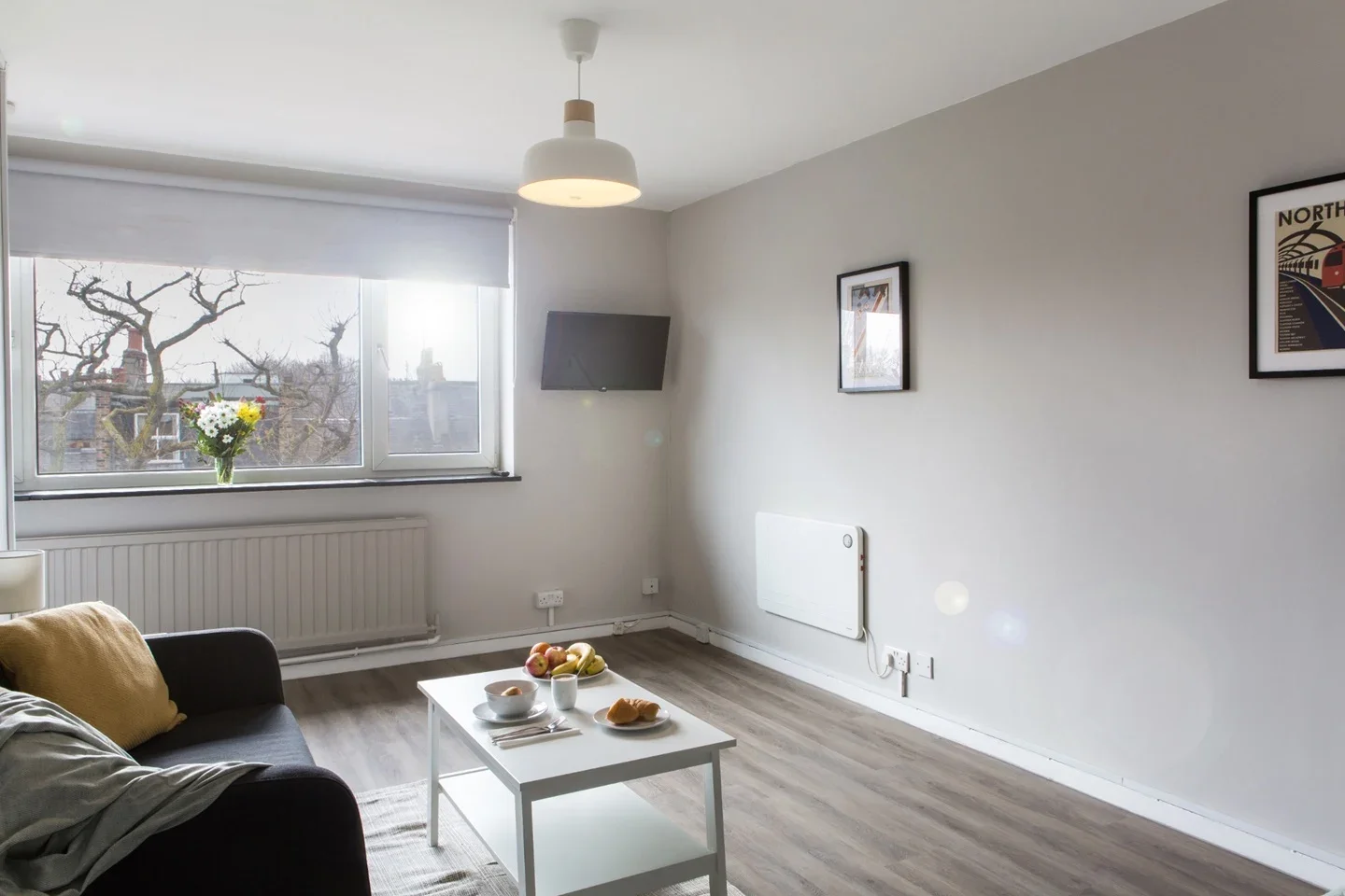 Flat Harleyford Street in Greater London