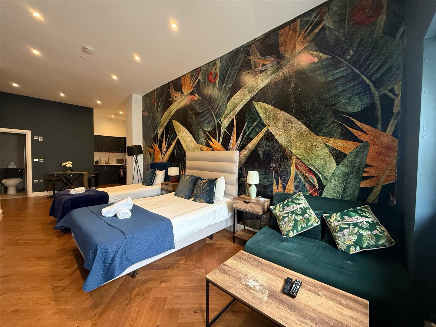 Room Sillwood Road in Brighton