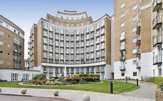 Flat Palgrave Gardens in City of Westminster