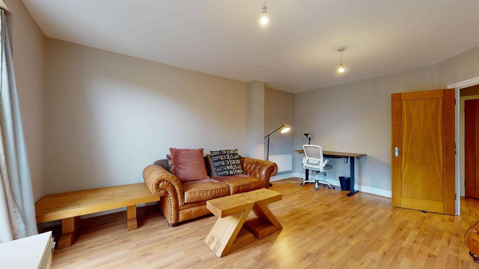 Flat Palgrave Gardens in City of Westminster