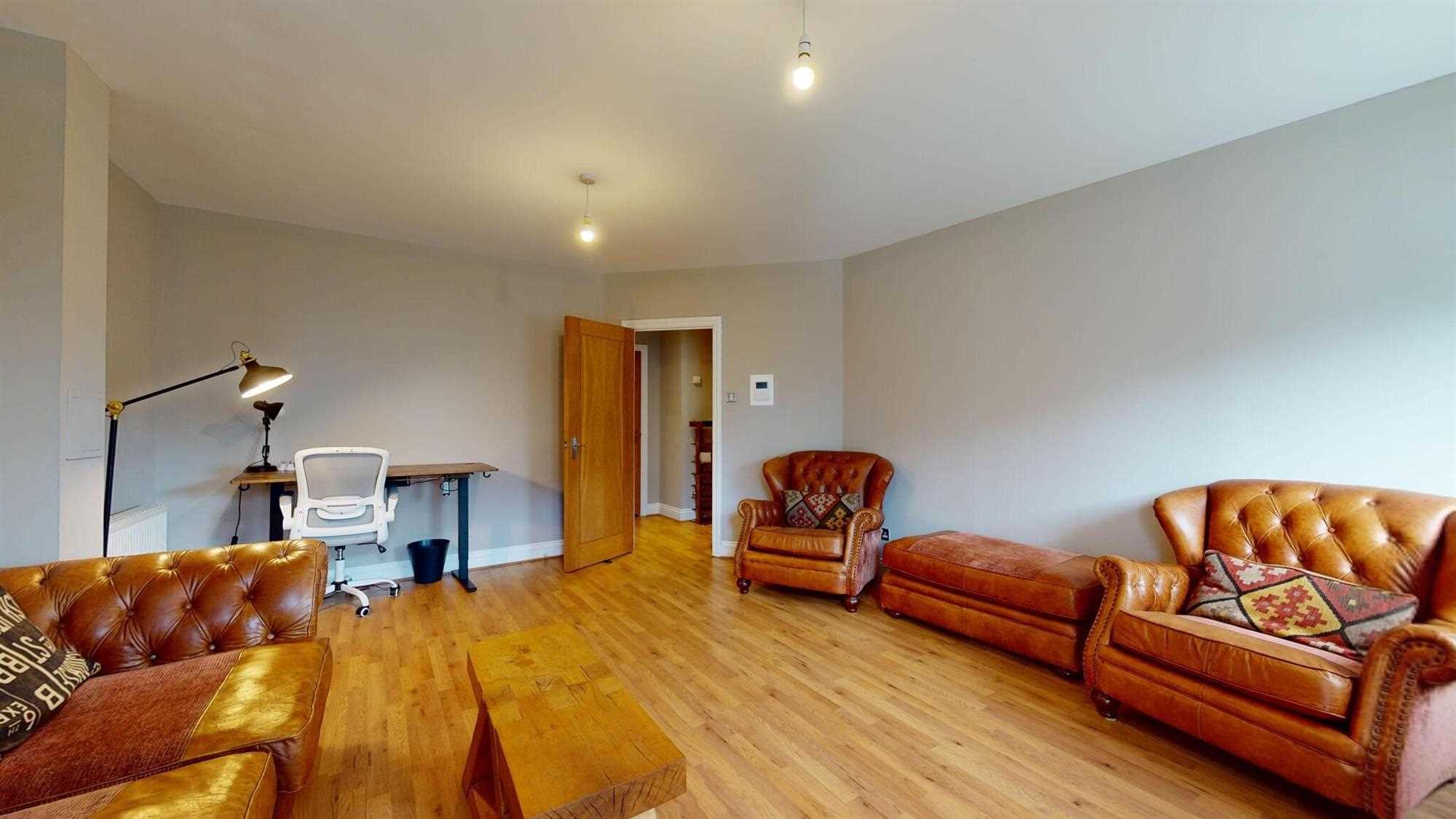 Flat Palgrave Gardens in City of Westminster