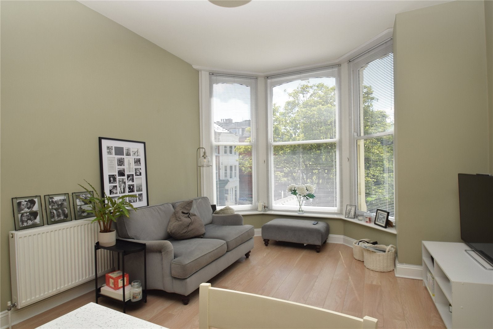 Flat Alga Terrace in Scarborough