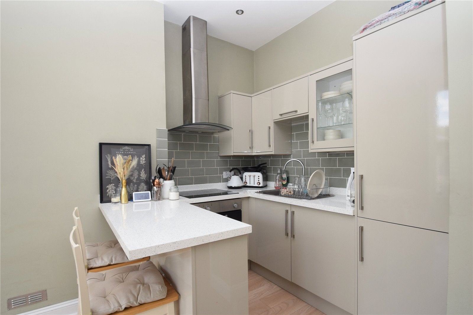 Flat Alga Terrace in Scarborough