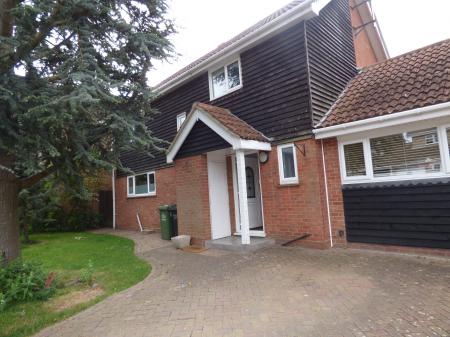 House Eisenhower Road in Basildon