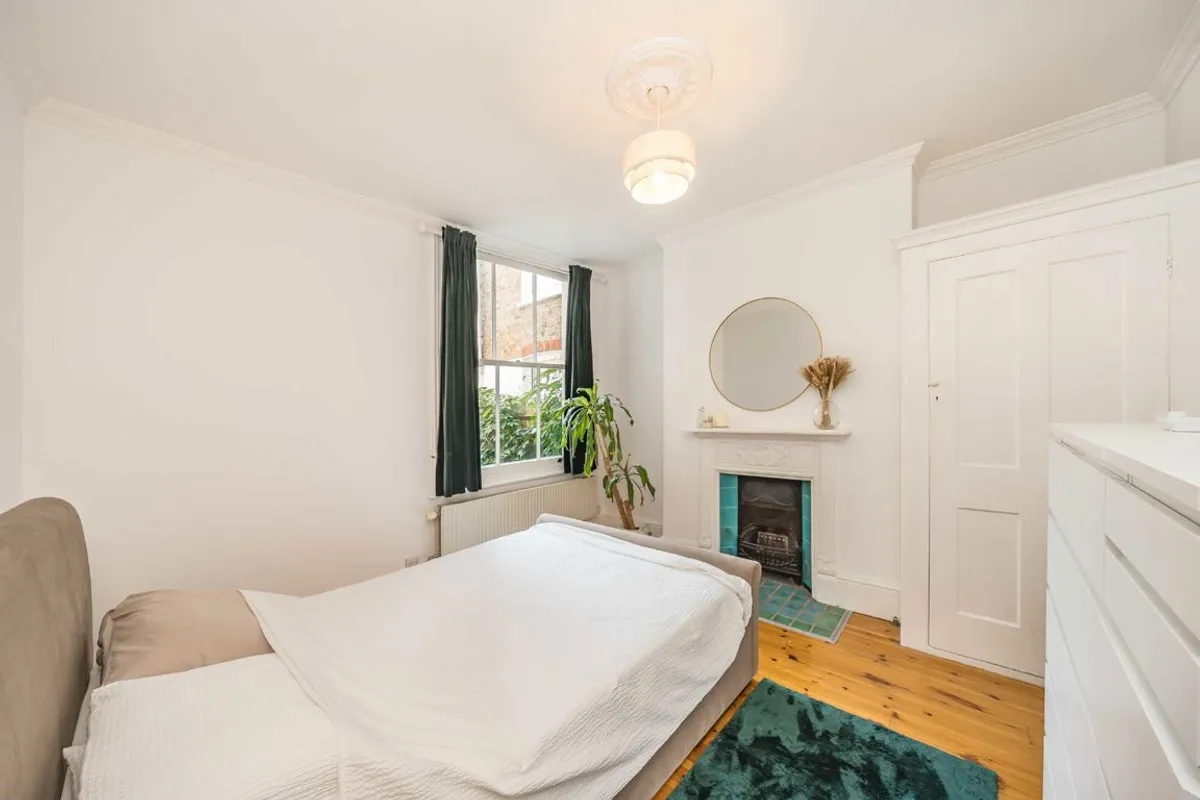 House Mantilla Road in Greater London