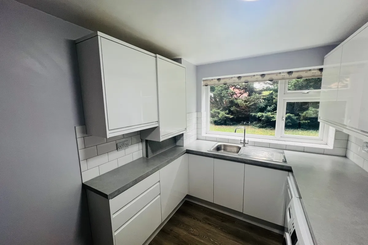 Flat Prince Andrew Close in Maidenhead