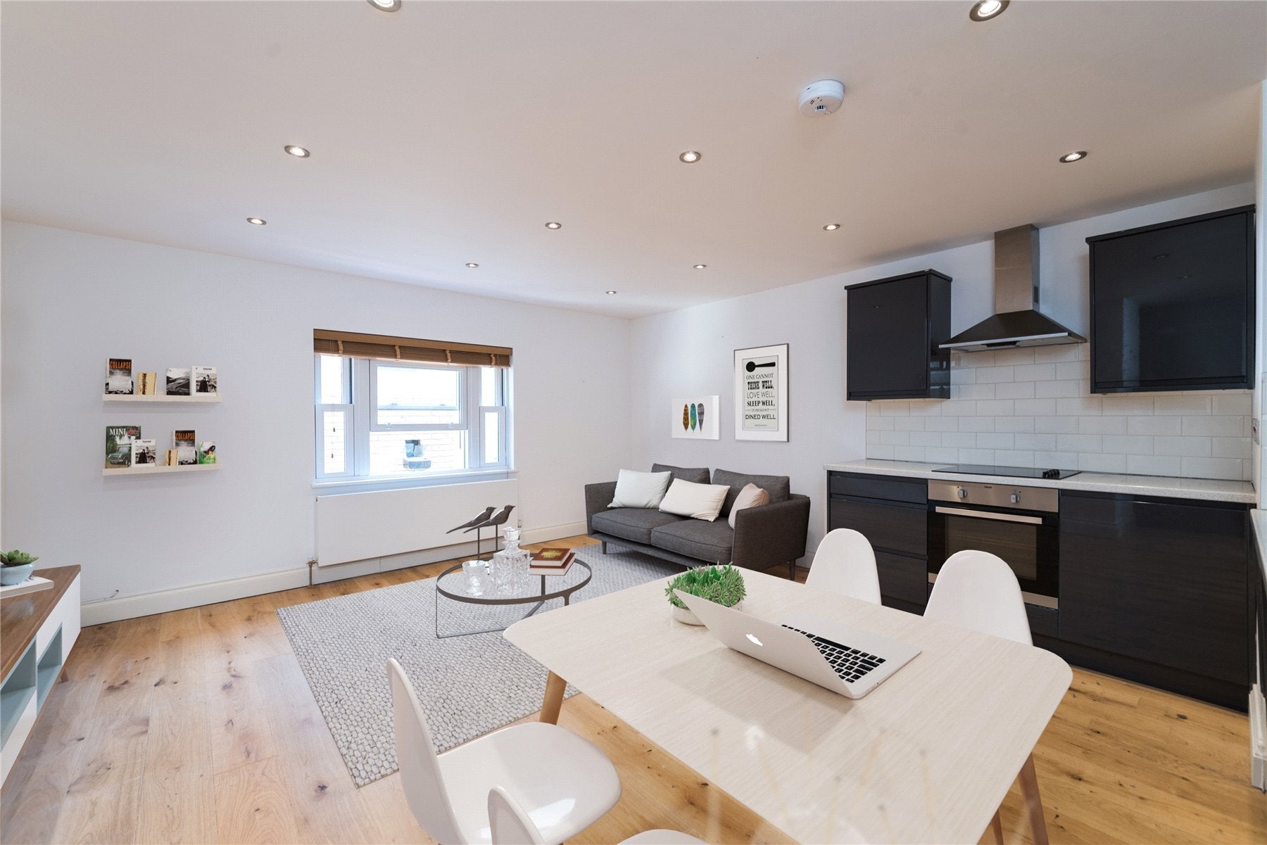 Flat Heather Place in Elmbridge