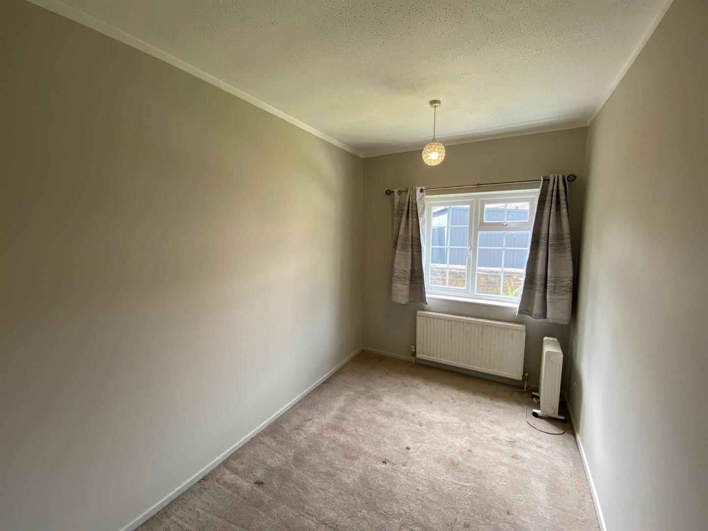 Flat Riverside Gardens in Dacorum