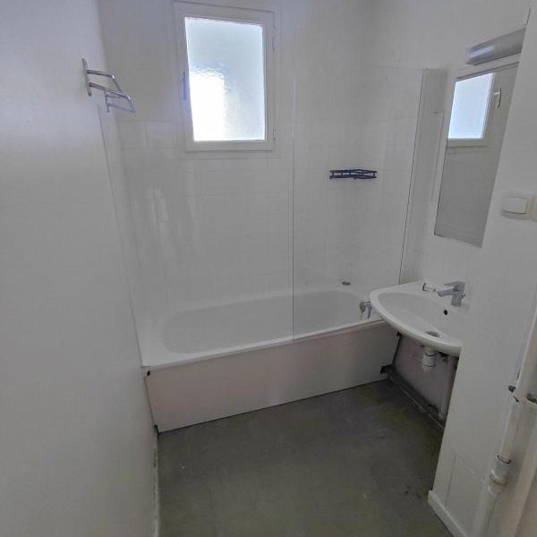 Flat Rue Pierre Vincendon in La Tour-du-Pin