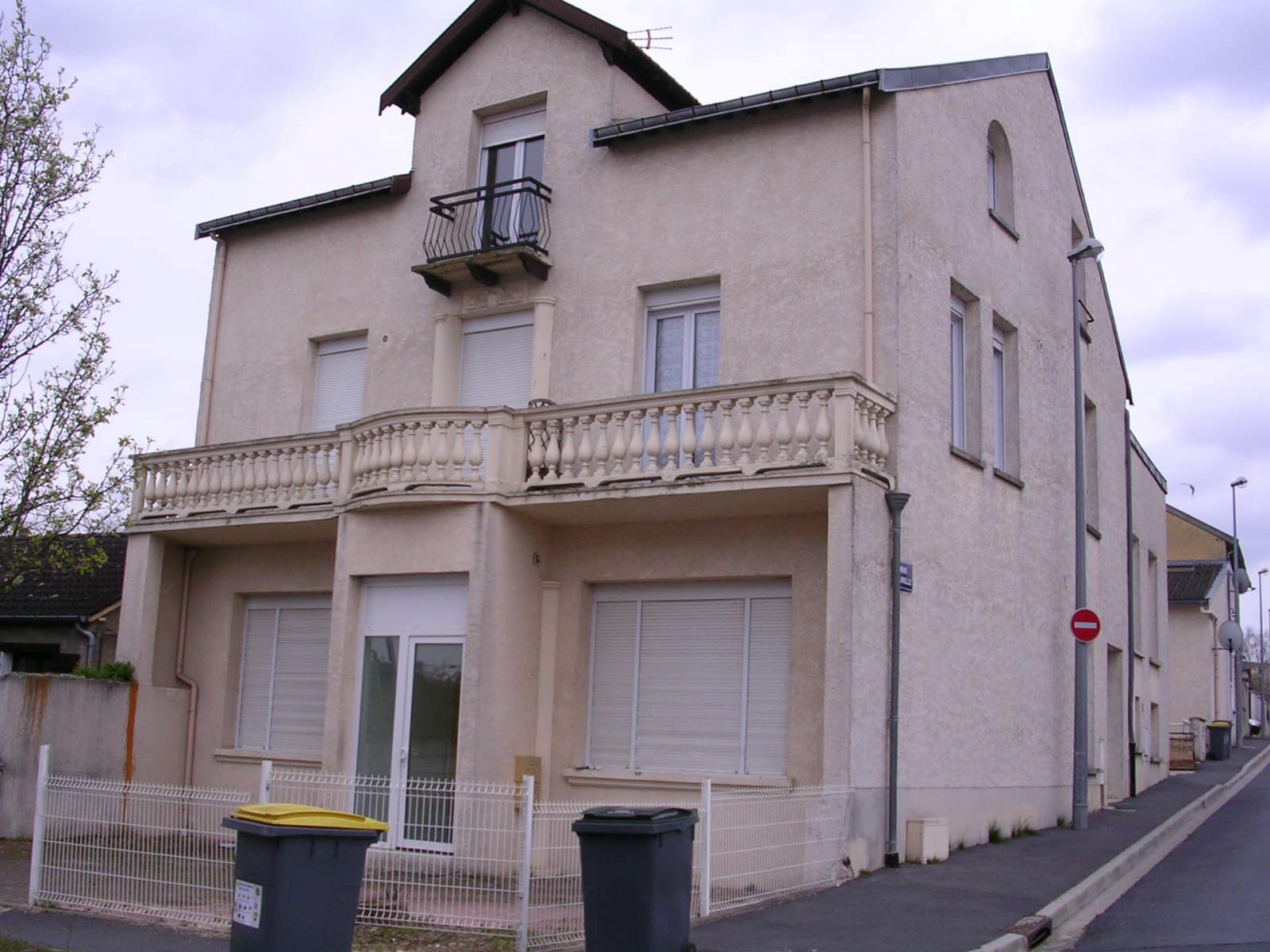 Flat Rue Hourelle in Reims