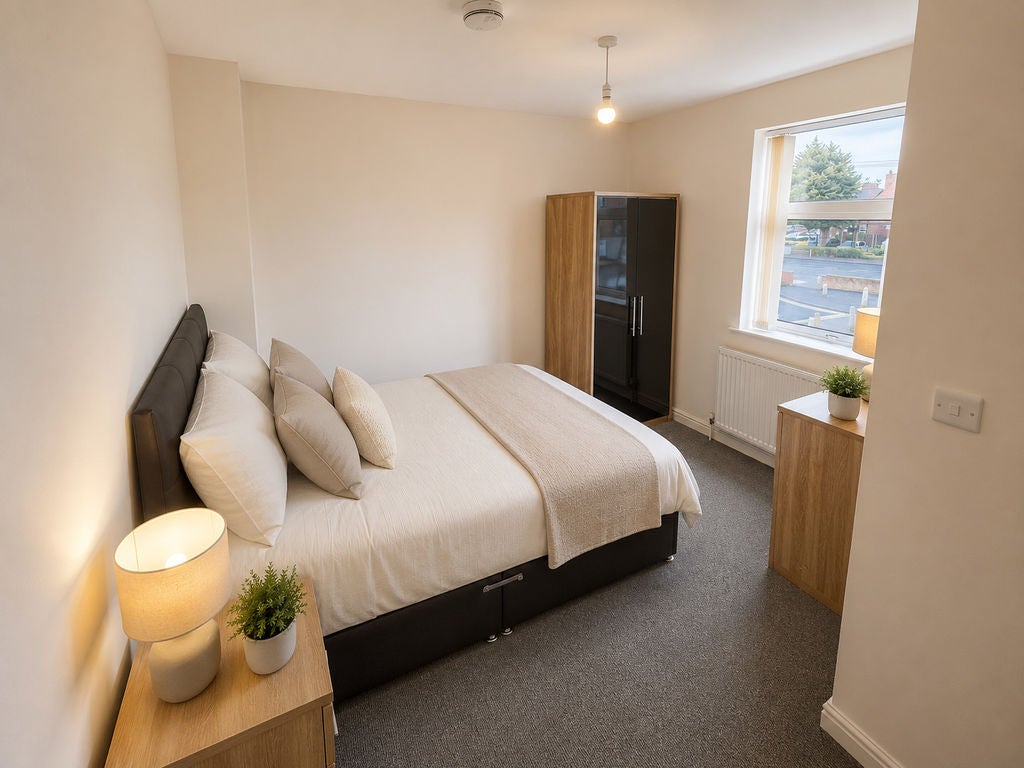 Room Corporation Street in Mansfield Woodhouse